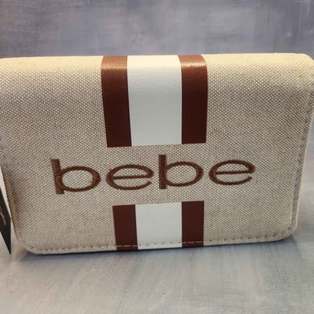 BEBE clutch